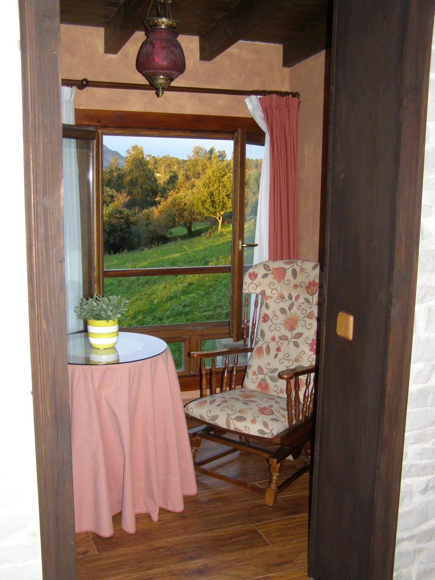 El Corral Del Acebo Guest House Nueva De Llanes Cameră foto