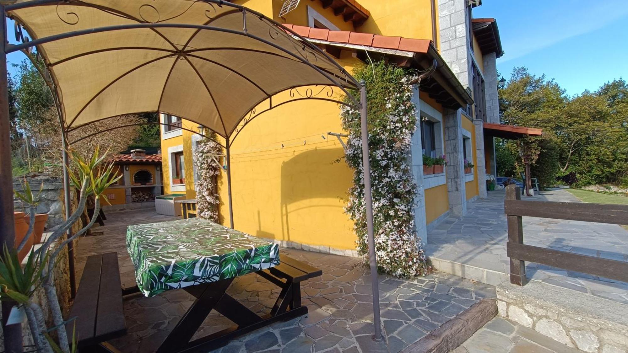 El Corral Del Acebo Guest House Nueva De Llanes Exterior foto
